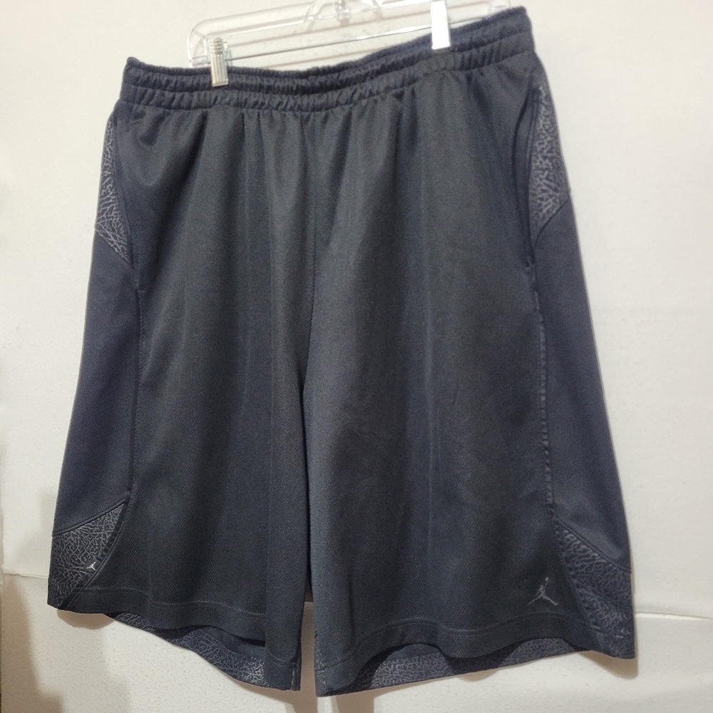 NIKE AIR JORDAN RETRO 3 ELEPHANT BLACK CAT SHORTS  2006 BIG & TALL MEN'S 3XL